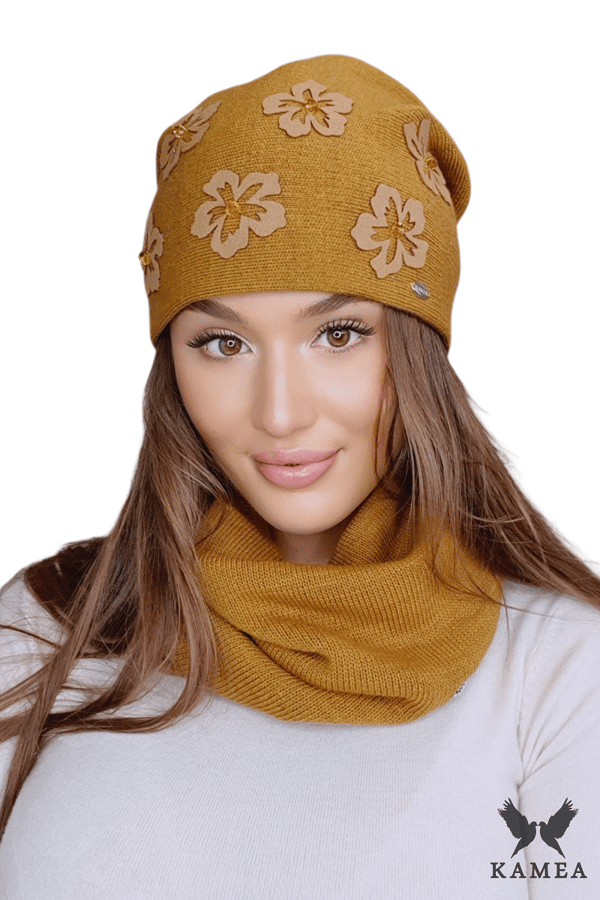 NAILA damehat med blomster, sennepsfarvet