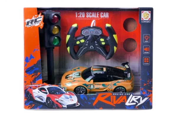 RC-auto lisävarusteineen