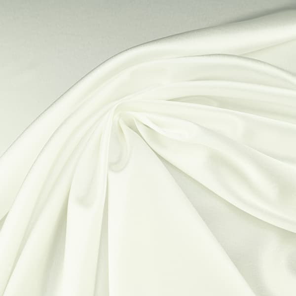 Satin crepe-tyg, ecrufärgad