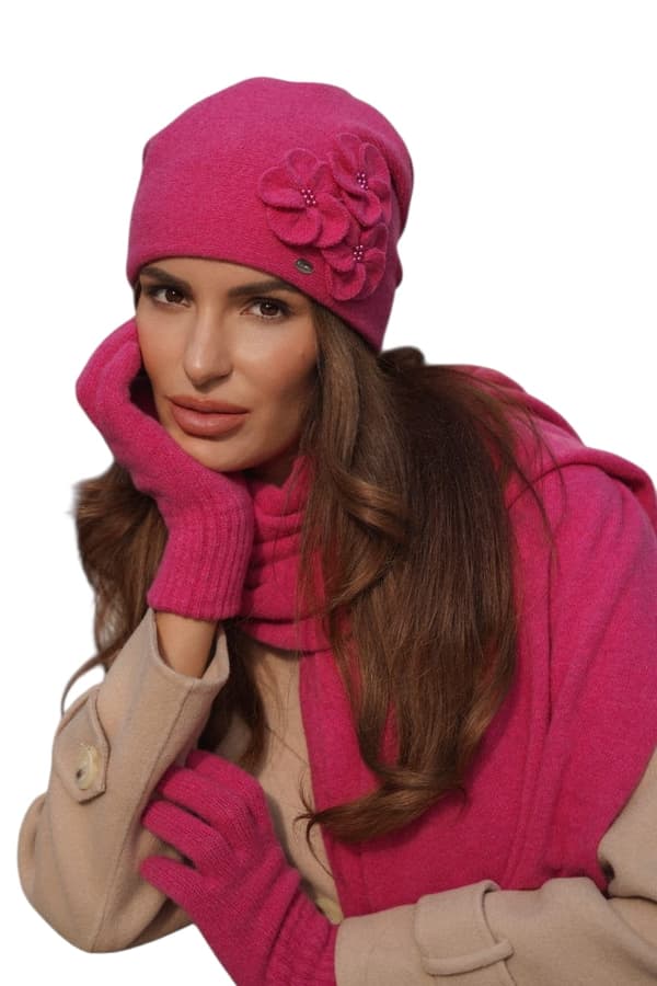 Dam Vintermössa i ull Hallon Kamea - Ambrosia