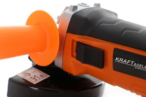 Kulmahiomala 900W KD1554