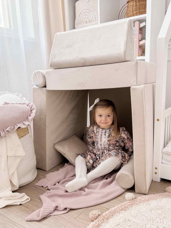 Montessori Comfort sammet ecru mini leksoffa