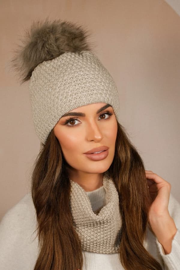 RUBBI vinterhue og tørklædesæt, beige farve