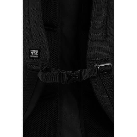 Armeijan musta CoolPack 2020 -nuorten reppu,