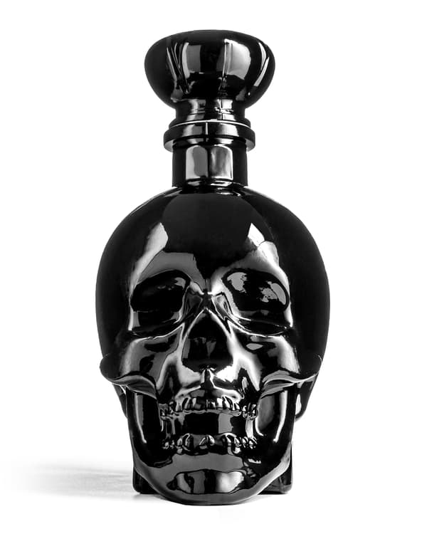 BLACK SKULL karaffel 750 ml