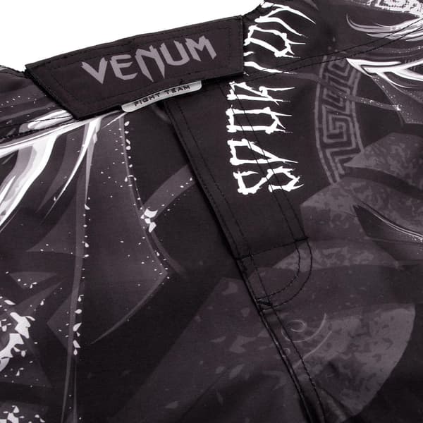Venum MMA Gladiator 3.0 Shorts Sort L