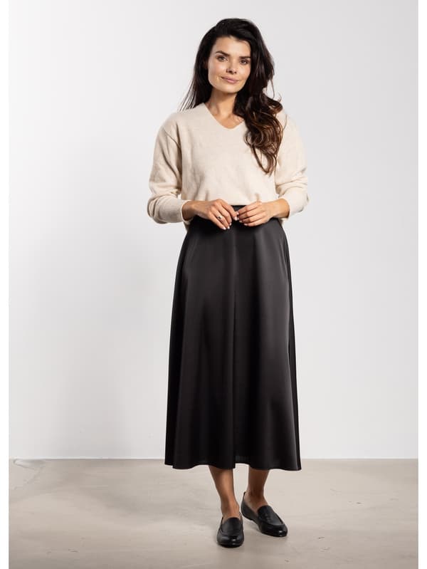 Klassisk satin midi nederdel i sort M