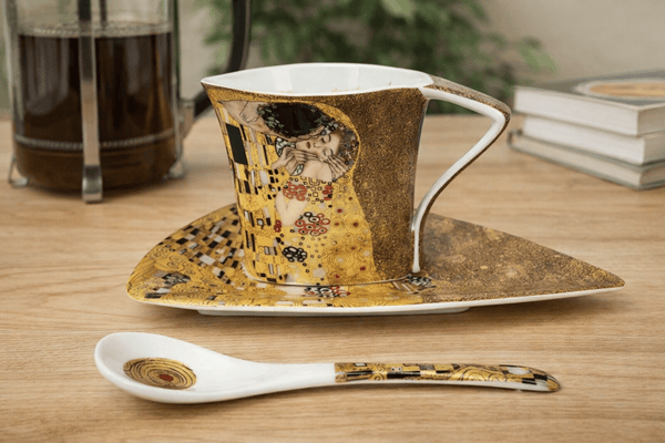 Klimt Kyssen porslinskoppar, set om 2, med fat