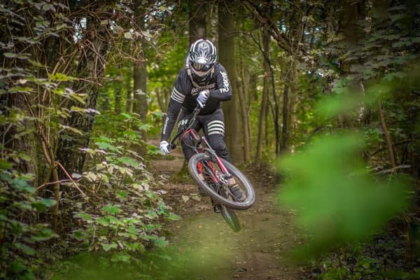 HELL COAT Olie og polering til hybridmotorcykler 100ml