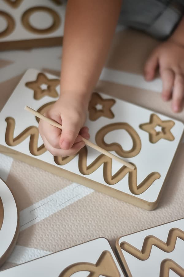 LOVE Graphomotor Board
