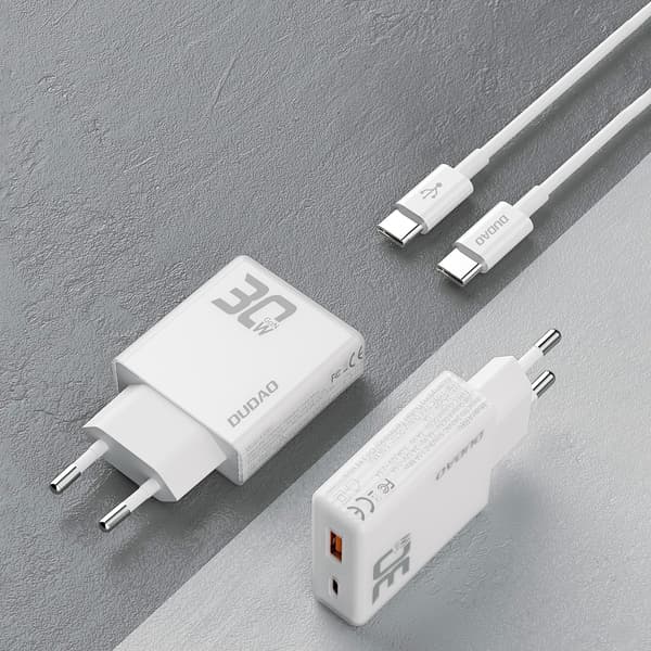 GaN 30W USB-A - USB-C väggladdare med USB-C-kabel - Vit