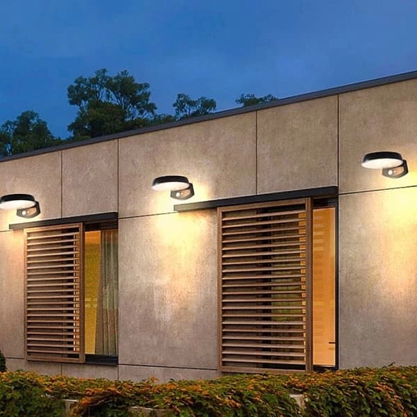 EcoLight solcellsdriven LED-fasadbelysning 4000K neutral rörelsesensor