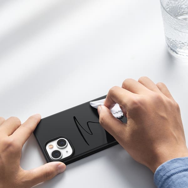Flexibelt silikonfodral för iPhone 14 Plus Skyddsskal svart