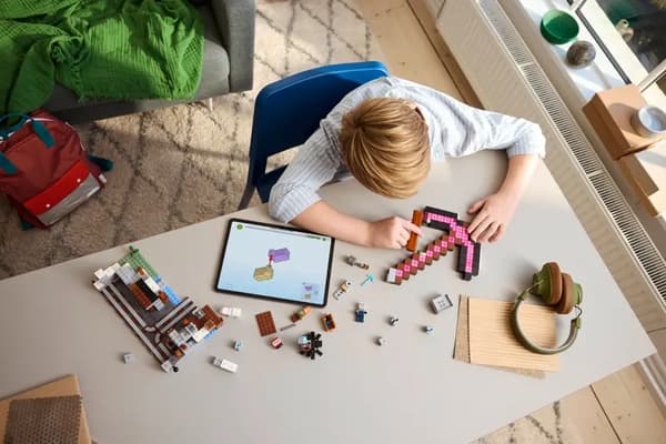 LEGO Minecraft Hakkemine 530-delt sæt (21277)