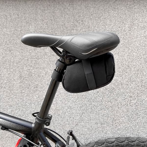Lille cykelsadeltaske 0,6 l sort