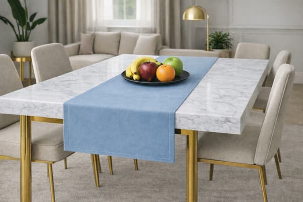 Blå sammetløber 40x140 cm, klassisk og elegant himmelblå