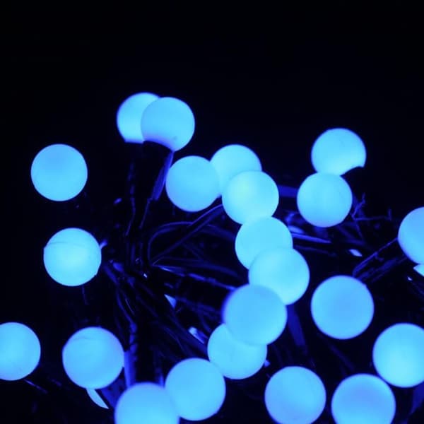 Julgransbelysning på en slinga 100 LED BLÅ PÄRLOR