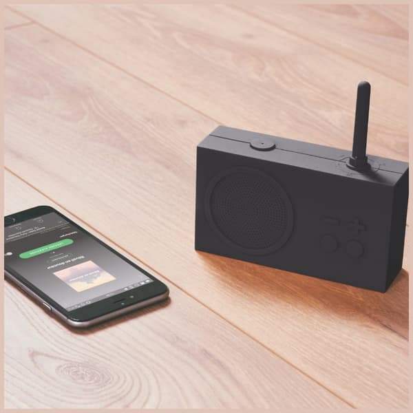 Lexon Tykho 3 Bluetooth-radio musta