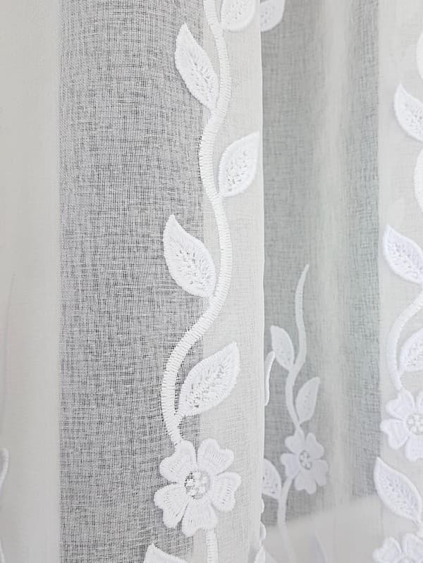 Färdig gardin 400x145 cm ostduk 3D-broderi WAVE-tejp