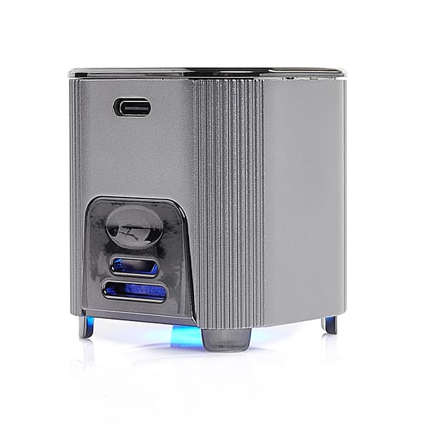 UV-LED-kovetuslamppu akulla