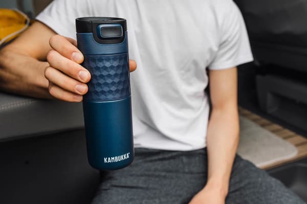 Kambukka Etna Grip Termisk krus 500 ml - Denimblå