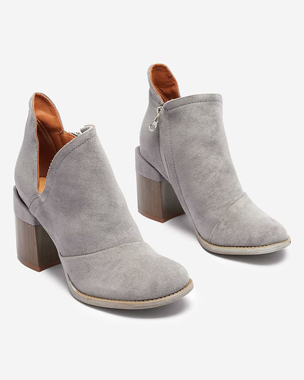 Ariko Grå Ankelboots med Utskuren Klack 39