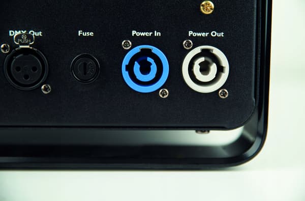 Showtec QubiQ S1000 Røgmaskine - røggenerator