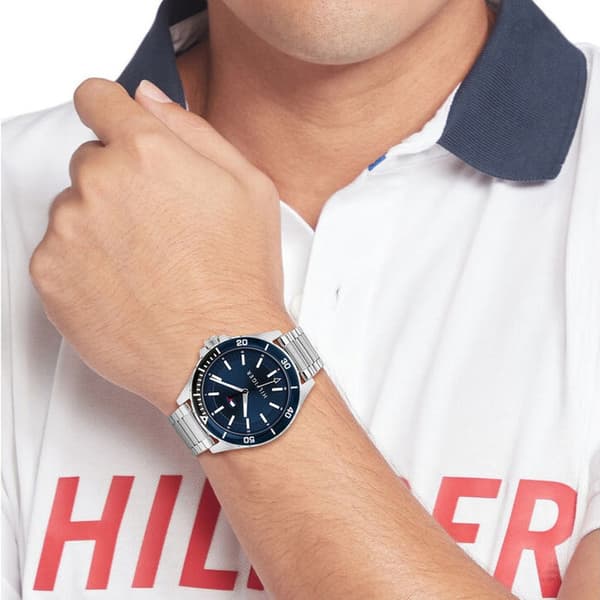 Herrklocka TOMMY HILFIGER Logan 1792012 (zf106b)