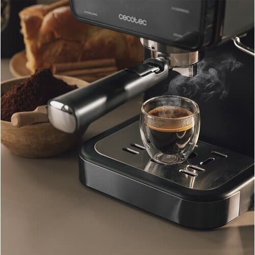 Cecotec Power Espresso Touch ColdBrew -kahvinkeitin (00269)