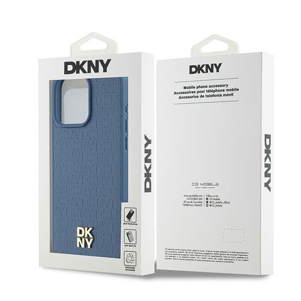 DKNY Lædermonogrammønster Metal Logo MagSafe-etui til iPhone 15 Pro Max, Blå