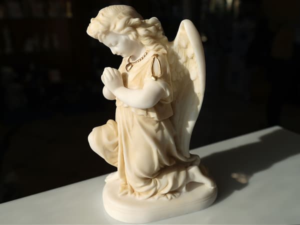 Engel - græsk alabaster