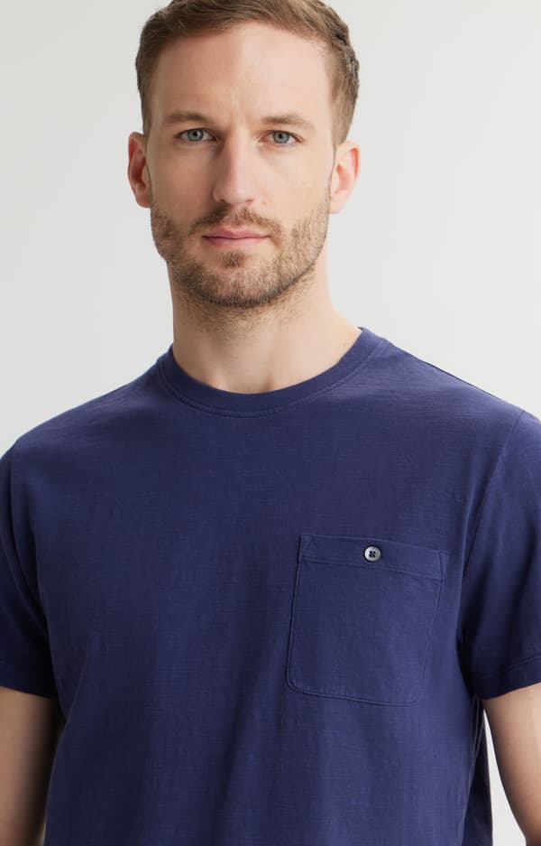 Ensfarvet T-shirt L