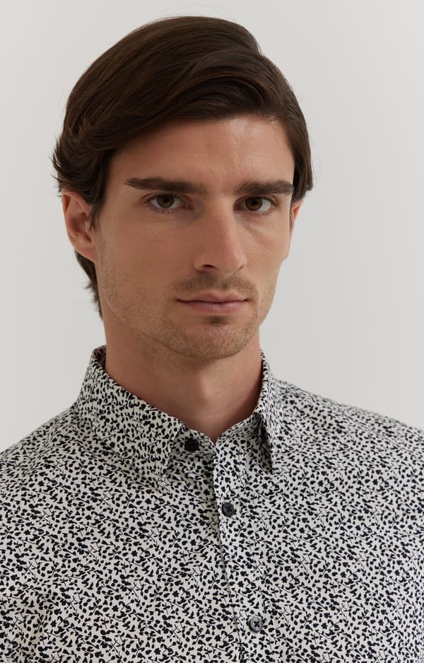 Blommig skjorta 164-170/38