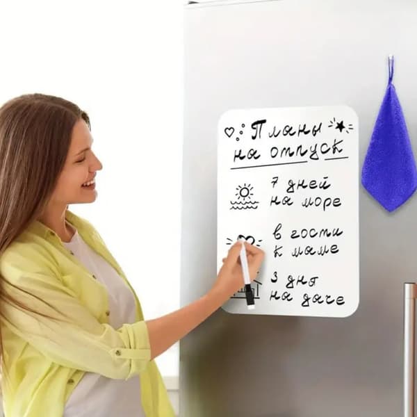 Vit A4 kylskåpsplanerare - magnetisk + tuschpenna + svamp - whiteboard