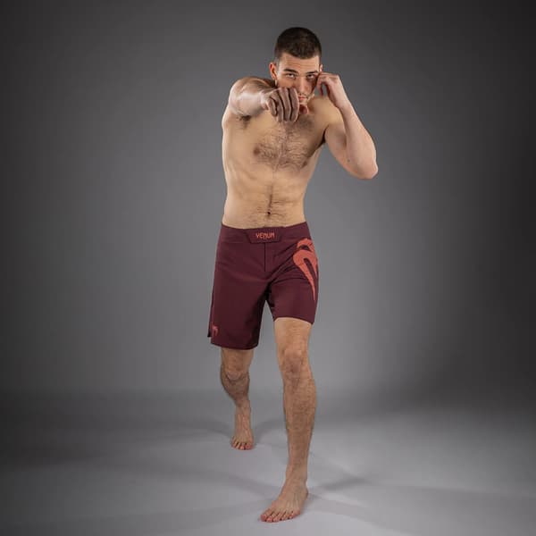 Venum Light 5.0 MMA Shorts Vinröda M