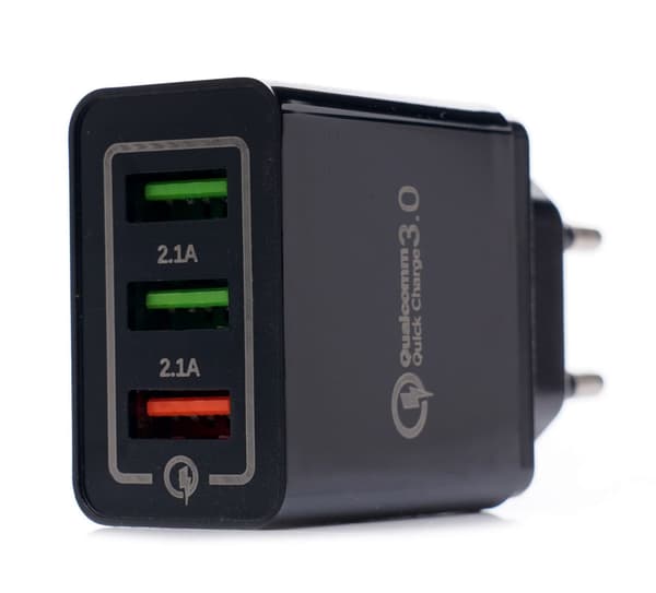 Quick Charge 3.0 -seinälaturi KD1236