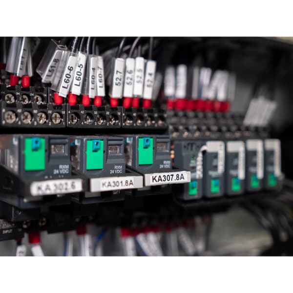 Zelio RXM miniaturerelæ 230V AC, 6A, 4 C/O-kontakter