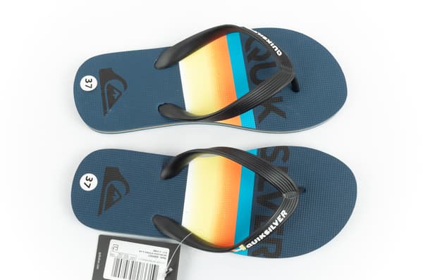 Quiksilver marraskuu [AQBL100479] v.30