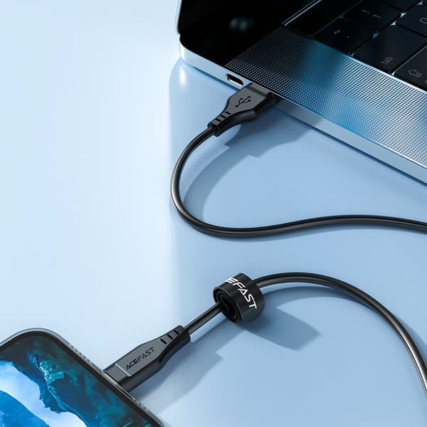 Kabel för iPhone MFI USB - Lightning 2.4A 1.2m svart