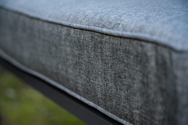 Stor fåtölj i aluminium, mer sällsynt