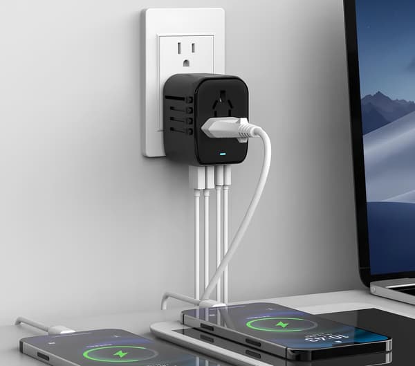 Universal rejseadapter USB-A x2/USB-C x2 til opladning, sort