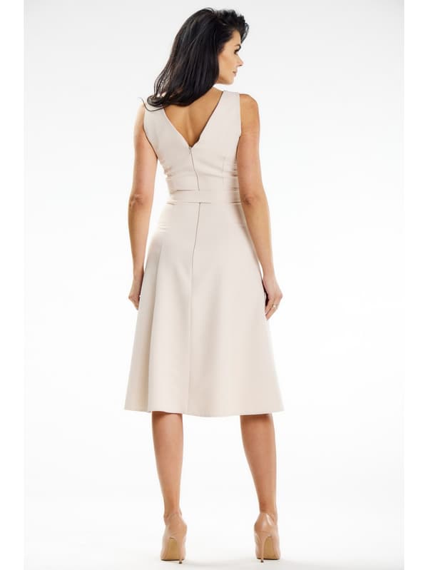Elegant midikjole med stropper og bælte, beige S