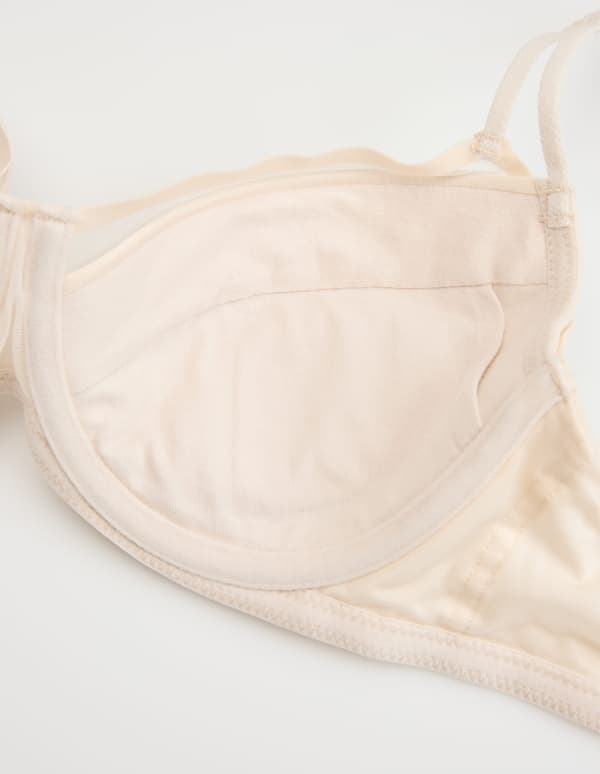 ESSENTIAL Esotiq Push-Up -rintaliivit | Beige 70F