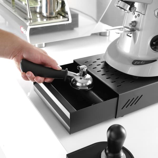 Kaffesumplåda med knackare, kaffekvarnsbas