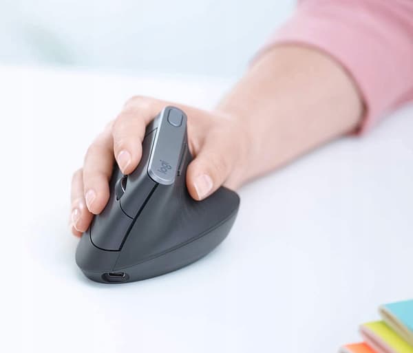...Logitech MX Vertical