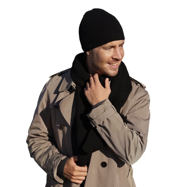 Franko herrmössa i ull - svart, randig | KAMEA