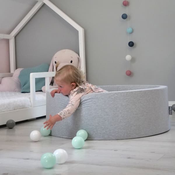 KiddyMoon plastbollar 7 cm mintgrön 700 leksaksbollar set