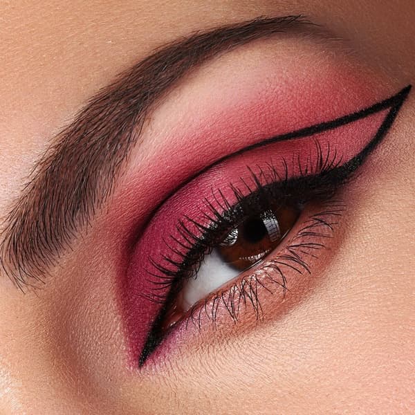 Eyeliner med børste