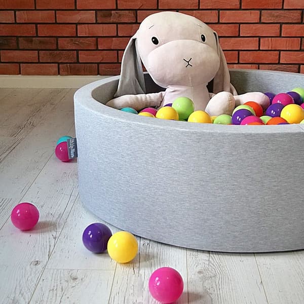 KiddyMoon plastbollar 7 cm mörkrosa 700 leksaksbollar