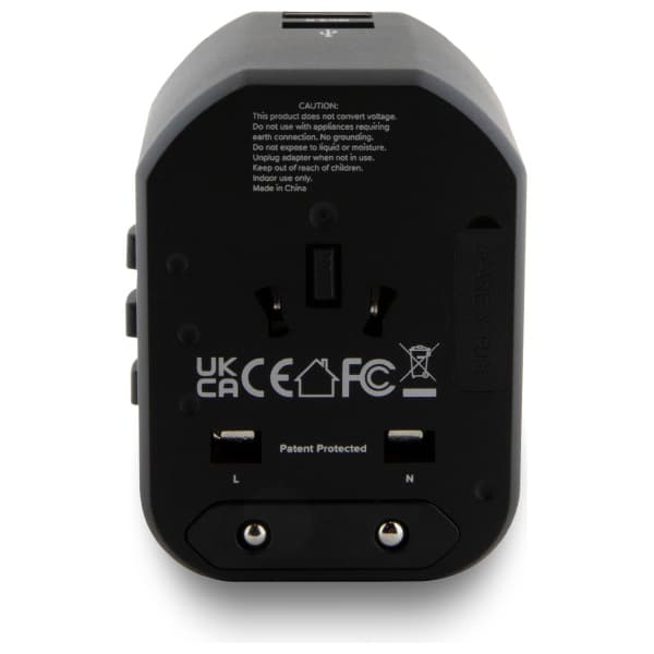 TUMI TUTA20WMSLK Reseadapter 20W USB-C / 2xUSB-A svart